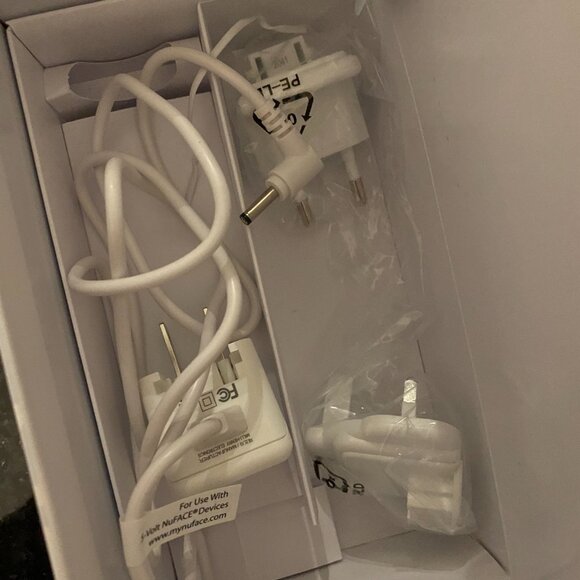 Nu face Mini Petite Facial Toning Device - Picture 3 of 7